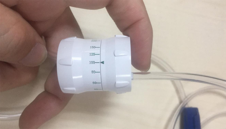 输液器